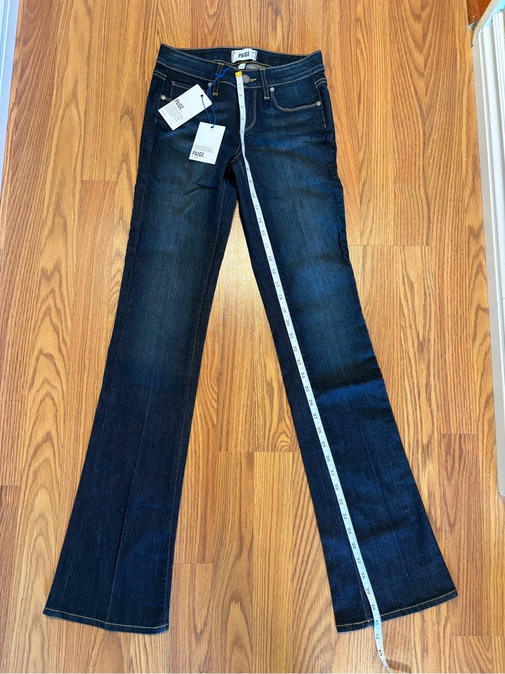 PAIGE Manhattan Fit & Flare Jeans - Picture 6 of 14